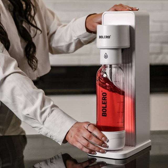 bolero_soda_maker_saturator_white_6